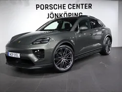 Grön Ny 2025 Porsche Macan SUV | 1 281 400 kr (Dyr)