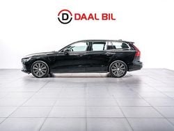Svart Begagnad 2020 Volvo V60 Inscription Kombi | 269 700 kr (Bra pris)