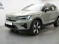 Grön Begagnad 2023 Volvo XC40 Single Motor SUV | 349 900 kr