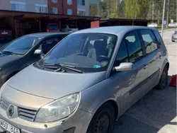 Grå Begagnad 2005 Renault Scénic II Minibuss | 10 000 kr (Superpris)
