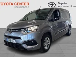 Silver Begagnad 2023 Toyota Proace City Van | 359 900 kr (Marknadspris)