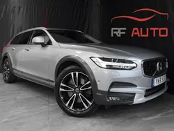 Silver Begagnad 2017 Volvo V90 CC Inscription Kombi | 309 900 kr (Marknadspris)