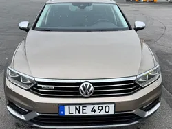 Brun Begagnad 2016 VW Passat Alltrack Kombi | 149 900 kr (Marknadspris)