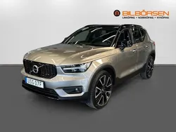 Grå Begagnad 2022 Volvo XC40 R-Design SUV | 339 900 kr (Lite dyr)