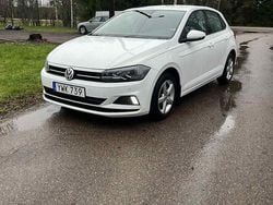 Vit Begagnad 2018 VW Polo Halvkombi | 128 000 kr (Bra pris)