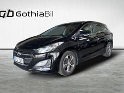 Svart Begagnad 2016 Hyundai i30 Comfort Kombi | 119 900 kr (Marknadspris)