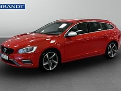 Röd Begagnad 2016 Volvo V60 R-Design Kombi | 159 900 kr (Bra pris)