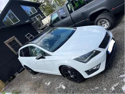 Vit Begagnad 2016 Seat Leon ST FR Kombi | 127 000 kr (Marknadspris)