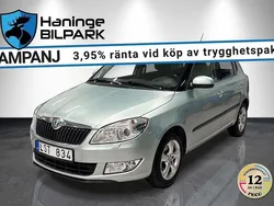 Grön Begagnad 2011 Skoda Fabia Elegance Halvkombi | 44 900 kr (Marknadspris)