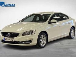 Vit (ice vit) Begagnad 2018 Volvo S60 Standard Sedan | 189 800 kr (Marknadspris)
