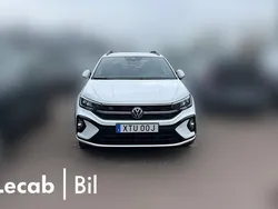 Vit (pure white) Begagnad 2022 VW Taigo R-line SUV | 229 500 kr (Marknadspris)