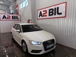 Vit Begagnad 2013 Audi A3 Sportback Attraction Halvkombi | 99 900 kr (Marknadspris)