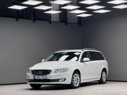 Vit Begagnad 2015 Volvo V70 Kinetic Kombi | 189 900 kr (Dyr)