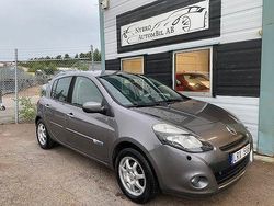 Grå Begagnad 2011 Renault Clio R.S. Halvkombi | 49 900 kr (Lite dyr)