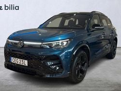 Blå Begagnad 2024 VW Tiguan R-line SUV | 469 000 kr (Lite dyr)