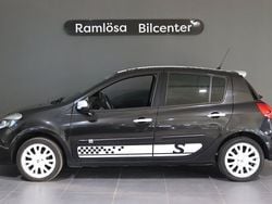 Svart Begagnad 2010 Renault Clio R.S. Halvkombi | 39 900 kr (Marknadspris)