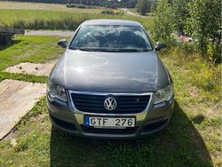 Grå Begagnad 2007 VW Passat Sportline Sedan | 20 000 kr (Marknadspris)