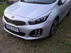 Grå Begagnad 2017 Kia Ceed Sportswagon GT-Line Kombi | 99 000 kr (Superpris)
