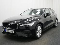 Svart Begagnad 2021 Volvo V60 Pro Kombi | 329 900 kr (Marknadspris)