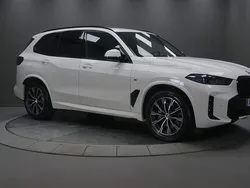 Vit Begagnad 2024 BMW X5 M Sport SUV | 990 000 kr (Lite dyr)