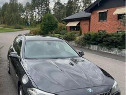 Grå Begagnad 2016 BMW 520 Kombi | 149 000 kr (Marknadspris)