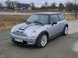 Grå Begagnad 2003 Mini Cooper S Halvkombi | 45 000 kr (Dyr)