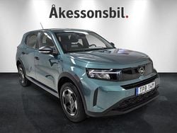 Khaki green (metallic) Ny 2025 Opel Frontera SUV | 327 790 kr (Bra pris)