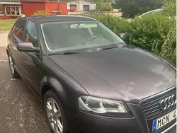 Grå Begagnad 2012 Audi A3 Sportback Attraction Halvkombi | 69 000 kr (Marknadspris)