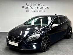 Svart Begagnad 2015 Volvo V40 R-Design Kombi | 149 000 kr (Marknadspris)