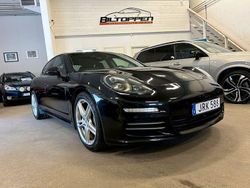 Svart Begagnad 2016 Porsche Panamera 4 Sport Sedan | 369 000 kr (Marknadspris)