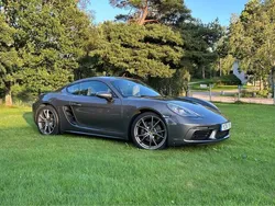 Grå Begagnad 2018 Porsche 718 Cayman Sportkupé | 610 000 kr