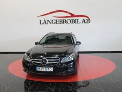 Svart Begagnad 2015 Mercedes E300 Avantgarde Kombi | 119 900 kr