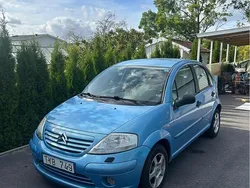 Blå Begagnad 2003 Citroën C3 Halvkombi | 16 900 kr (Marknadspris)