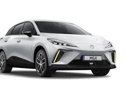 Vit Ny 2024 MG MG4 EV Luxury Halvkombi | 399 990 kr (Marknadspris)