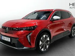 Röd (red) Begagnad 2024 Renault Scénic Techno Minibuss | 474 800 kr (Marknadspris)