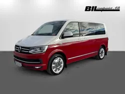 Flerfärgad Begagnad 2017 VW Multivan Minibuss | 529 000 kr (Lite dyr)