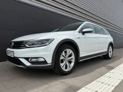 Vit Begagnad 2016 VW Passat Alltrack Kombi | 132 900 kr (Marknadspris)