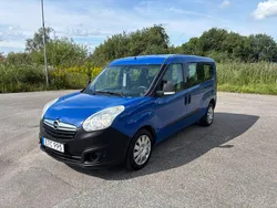 Blå Begagnad 2015 Opel Combo Minibuss | 84 900 kr (Dyr)