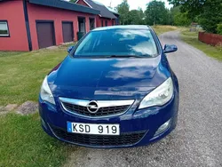 Blå Begagnad 2010 Opel Astra Enjoy Halvkombi | 24 500 kr (Marknadspris)