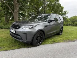 Grå Begagnad 2017 Land Rover Discovery 5 HSE SUV | 279 000 kr (Marknadspris)