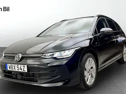 Svart Ny 2025 VW Golf VIII Life Kombi | 304 900 kr (Bra pris)