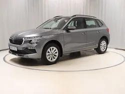Grå Ny 2025 Skoda Kamiq Selection SUV | 308 300 kr (Marknadspris)