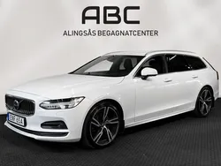 Vit Begagnad 2020 Volvo V90 Momentum Kombi | 199 500 kr