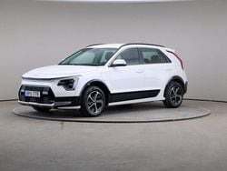 Vit (snow white (pearl)) Begagnad 2022 Kia Niro SUV | 279 000 kr (Marknadspris)