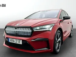 Röd Begagnad 2023 Skoda Enyaq iV SportLine SUV | 469 900 kr (Lite dyr)