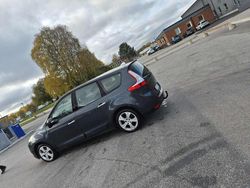 Grå Begagnad 2011 Renault Grand Scénic III Minibuss | 18 000 kr