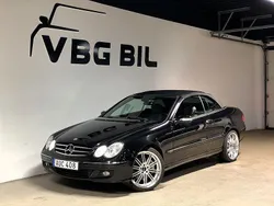 Svart Begagnad 2006 Mercedes CLK320 Avantgarde Cab | 134 900 kr