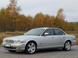 Silver Begagnad 2003 Jaguar XJ S Sedan | 129 900 kr