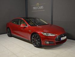 Röd Begagnad 2014 Tesla Model S Halvkombi | 179 000 kr (Dyr)