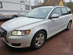 Begagnad 2011 Volvo V50 Momentum Kombi | 80 000 kr (Lite dyr)